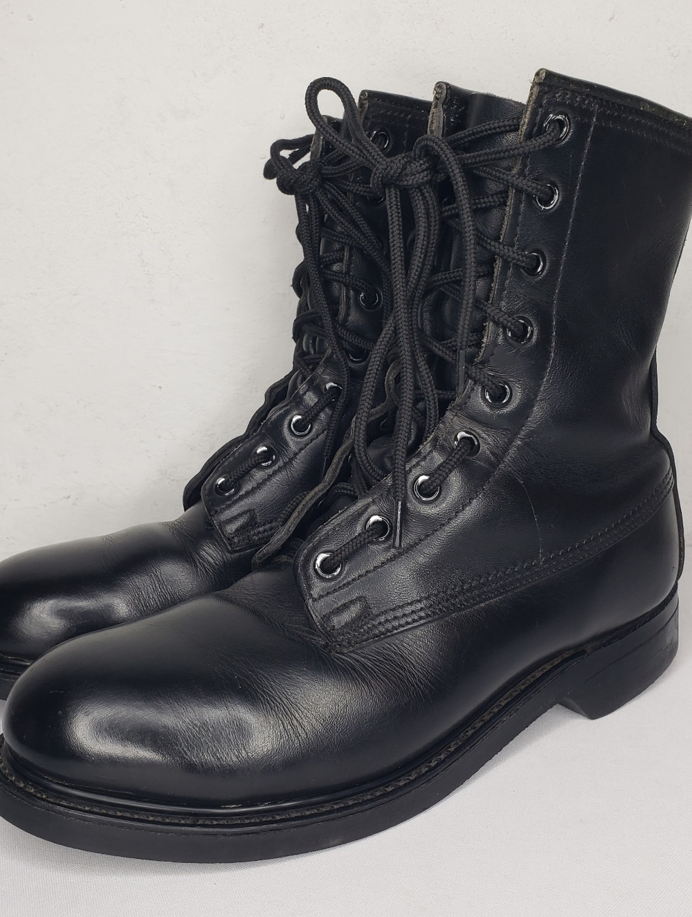 Cove Shoe Company Men's Black Leather Lace-Up Combat Boots